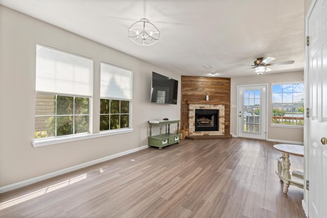 112 Lake Pointe Cove, Hot Springs, AR 71913