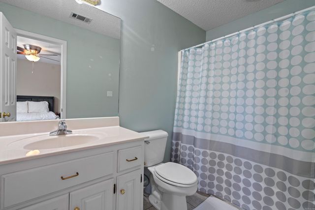 112 Lake Pointe Cove, Hot Springs, AR 71913