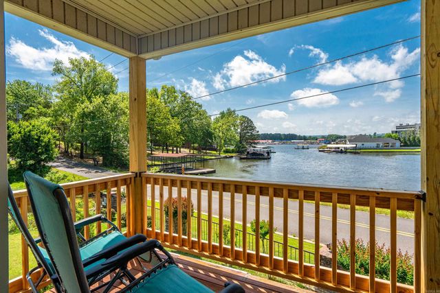 112 Lake Pointe Cove, Hot Springs, AR 71913