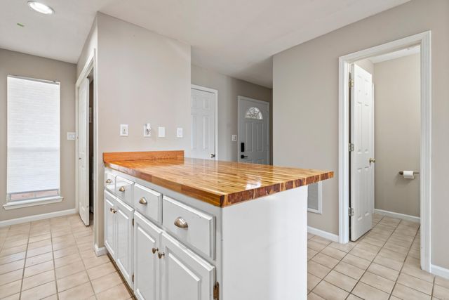 112 Lake Pointe Cove, Hot Springs, AR 71913