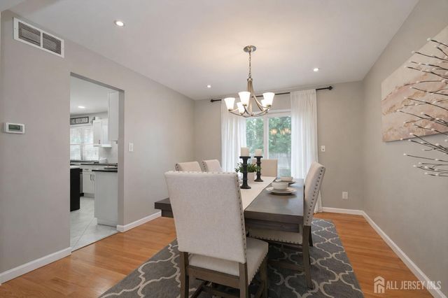 20 Cliff Avenue, Fords, NJ 08863