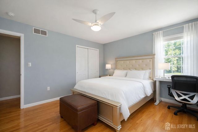20 Cliff Avenue, Fords, NJ 08863