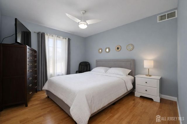 20 Cliff Avenue, Fords, NJ 08863