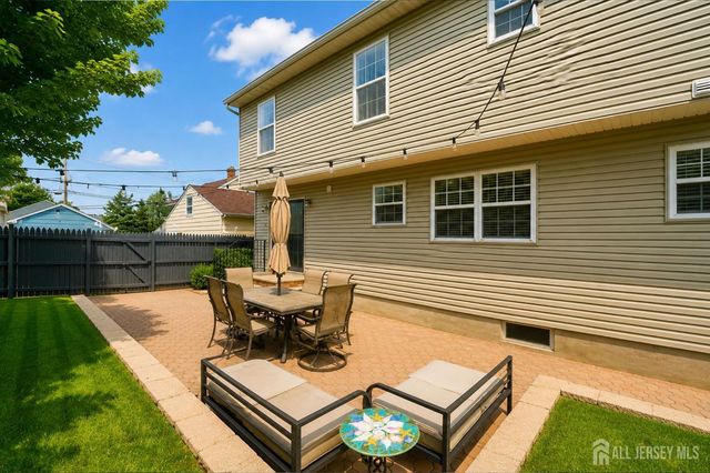 20 Cliff Avenue, Fords, NJ 08863
