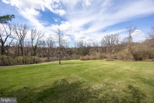 1057 HARRIMAN CT, West Chester, PA 19380