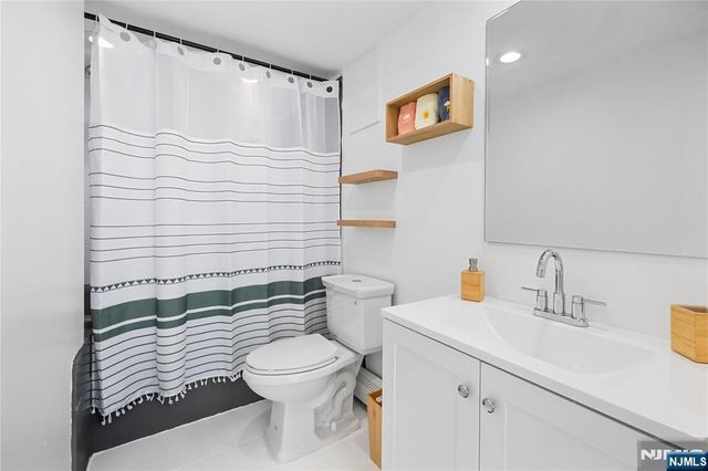 39 Franklin Avenue, Garfield, NJ 07026