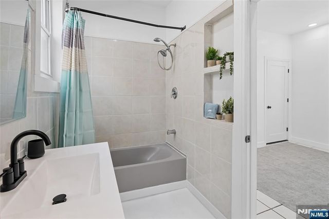 39 Franklin Avenue, Garfield, NJ 07026