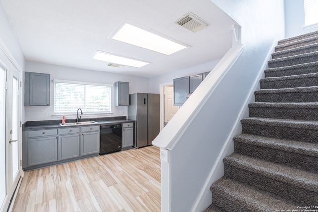 5021 Kenton Royalle, San Antonio, TX 78240