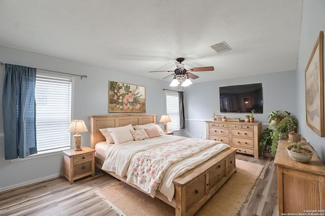 5021 Kenton Royalle, San Antonio, TX 78240