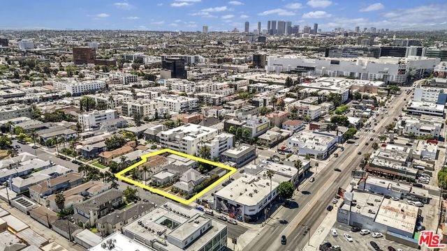 137 N Flores Street, Los Angeles, CA 90048