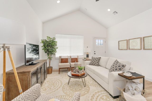 2140 W Elk Ridge Ave, Goddard, KS 67052