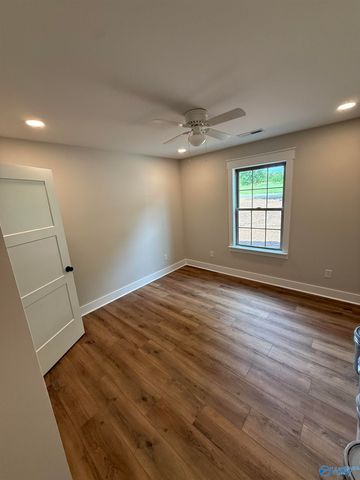 25929 Veto Road, Elkmont, AL 35620