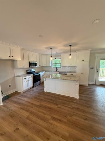 25929 Veto Road, Elkmont, AL 35620