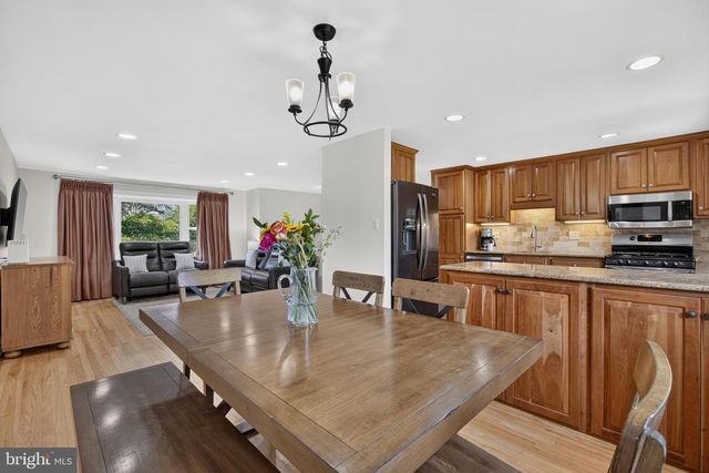 1435 HUNTERS LN, West Chester, PA 19380