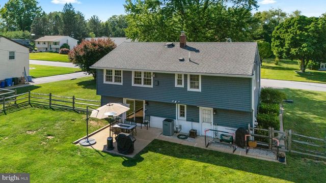 1435 HUNTERS LN, West Chester, PA 19380
