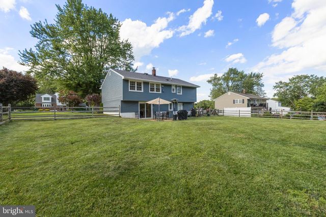 1435 HUNTERS LN, West Chester, PA 19380