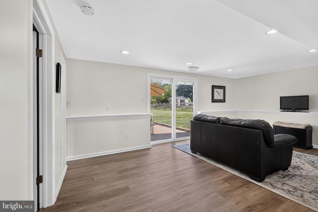 1435 HUNTERS LN, West Chester, PA 19380