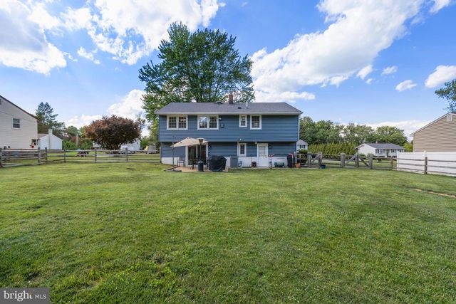 1435 HUNTERS LN, West Chester, PA 19380