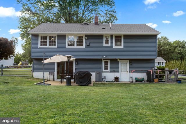 1435 HUNTERS LN, West Chester, PA 19380