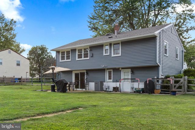 1435 HUNTERS LN, West Chester, PA 19380