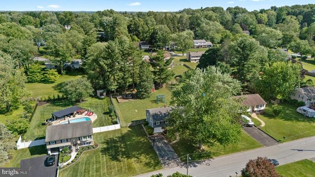 1435 HUNTERS LN, West Chester, PA 19380