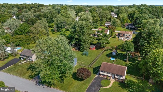1435 HUNTERS LN, West Chester, PA 19380