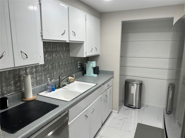 2623 SEVILLE BOULEVARD 202, Clearwater, FL 33764
