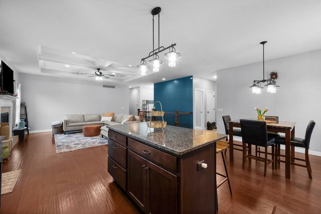 510 Pinehurst Drive, Eldridge, IA 52748