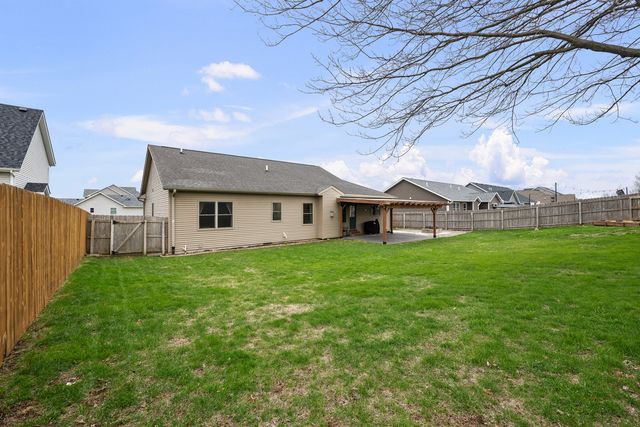 510 Pinehurst Drive, Eldridge, IA 52748