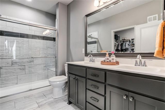 19701 W 198th Court, Spring Hill, KS 66083