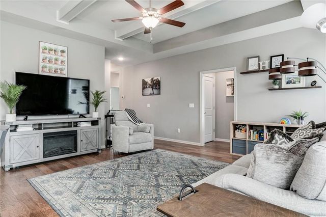 19701 W 198th Court, Spring Hill, KS 66083
