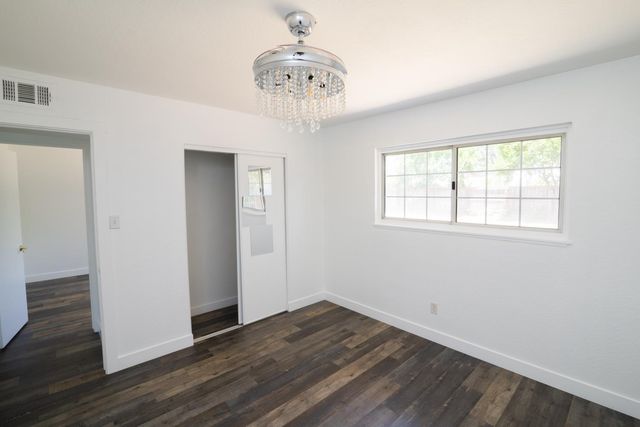 4537 Engle Rd, Sacramento, CA 95821