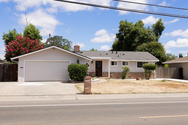 4537 Engle Rd, Sacramento, CA 95821