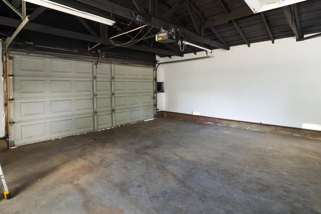 4537 Engle Rd, Sacramento, CA 95821