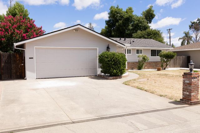 4537 Engle Rd, Sacramento, CA 95821
