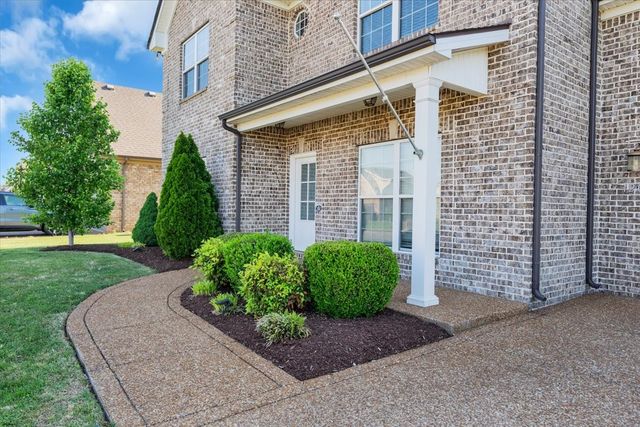 1209 Rimrock Rd, Smyrna, TN 37167