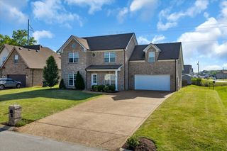 1209 Rimrock Rd, Smyrna, TN 37167