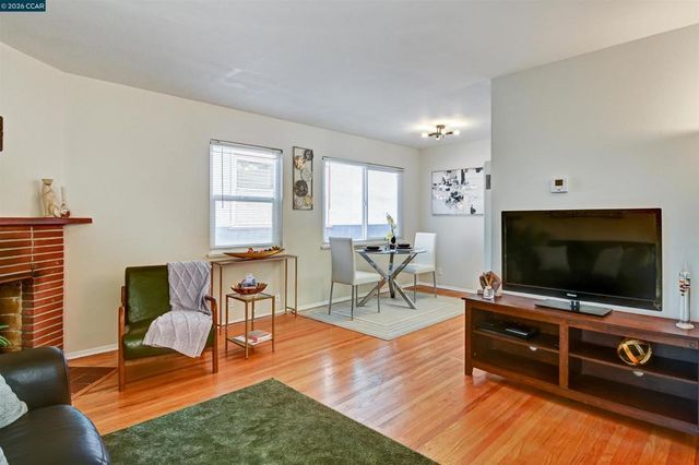 933 Cerrito St, Albany, CA 94706