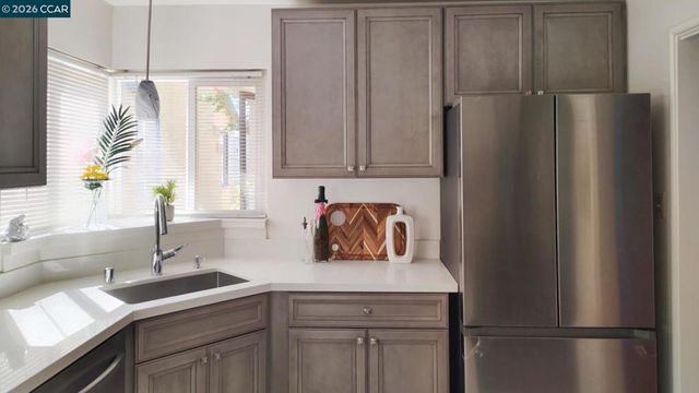 933 Cerrito St, Albany, CA 94706