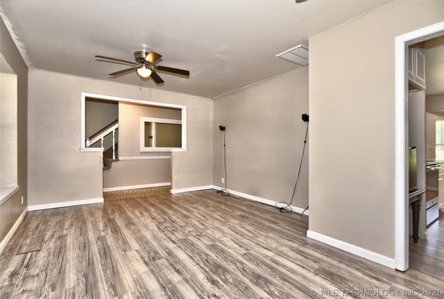 316 Redbud Court, Sand Springs, OK 74063