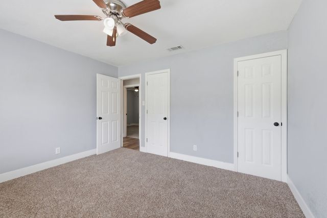 309 Kessler Drive, Granbury, TX 76048
