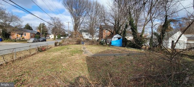 6400 HALLECK ST, District Heights, MD 20747