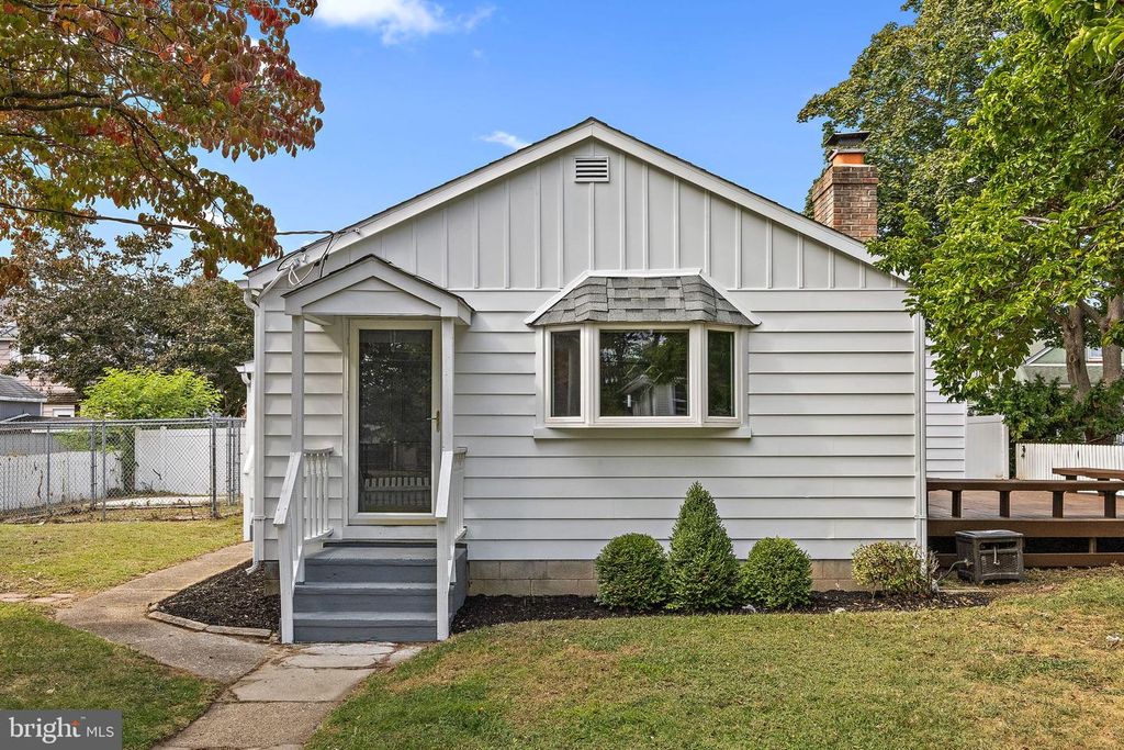 229 SAUDE AVE, Essington, PA 19029