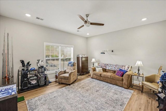 110 Hackberry Court, Frankfort, KY 40601