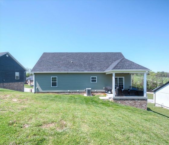 110 Hackberry Court, Frankfort, KY 40601