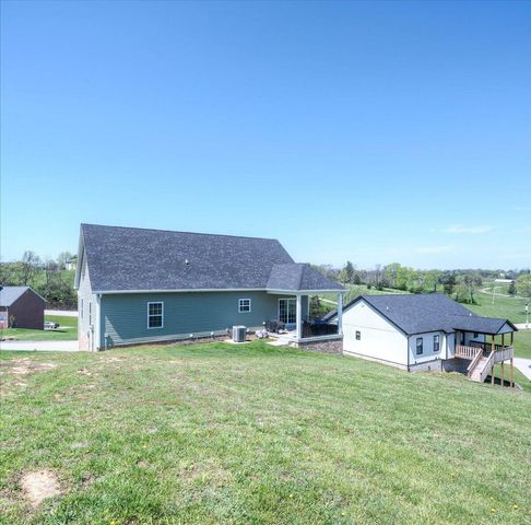 110 Hackberry Court, Frankfort, KY 40601