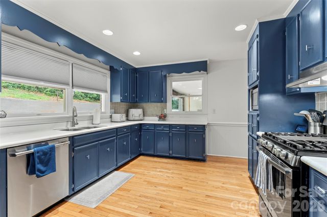 108 Brookmeade Drive, Statesville, NC 28625