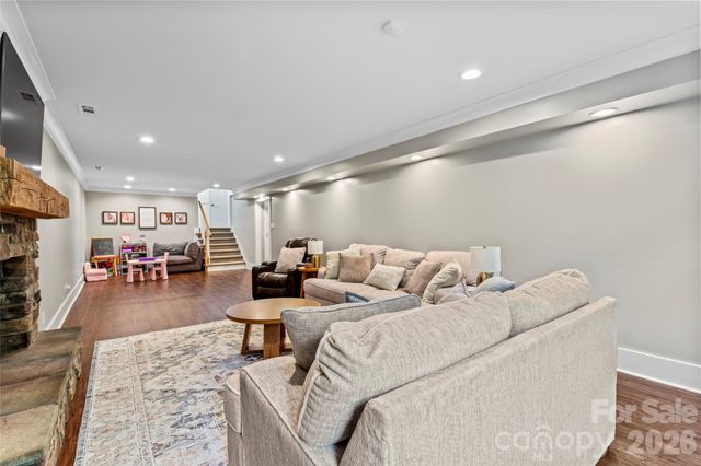 108 Brookmeade Drive, Statesville, NC 28625