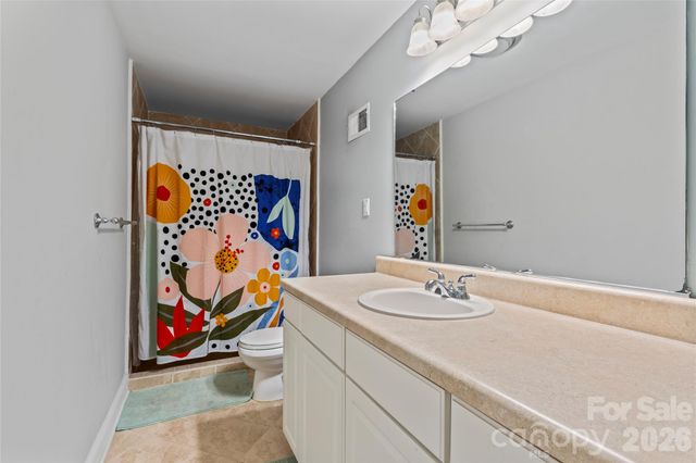 108 Brookmeade Drive, Statesville, NC 28625