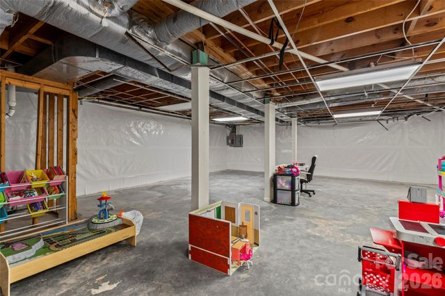 108 Brookmeade Drive, Statesville, NC 28625